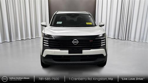 2025 Nissan Kicks SR