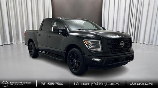 Super Black 2023 Nissan Titan SV
