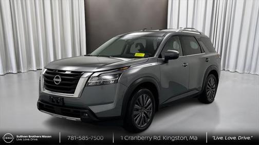 2023 Nissan Pathfinder SL 4WD