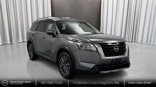 2023 Nissan Pathfinder SL 4WD