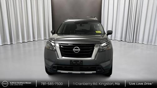 2025 Nissan Pathfinder SL 4WD
