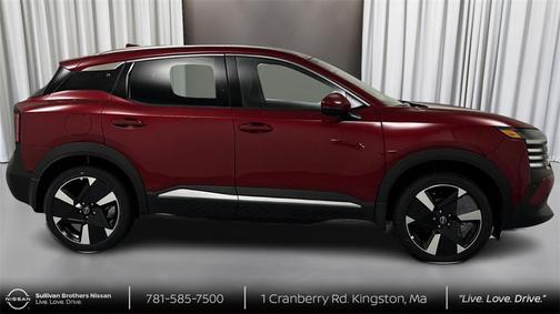 2025 Nissan Kicks SR