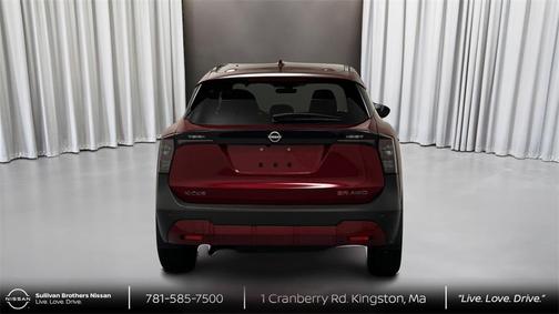 2025 Nissan Kicks SR