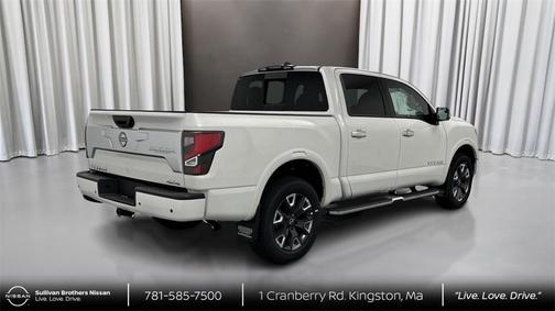 2023 Nissan Titan Platinum Reserve