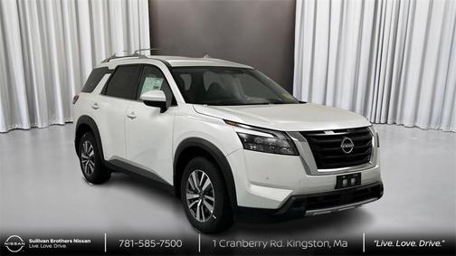 2025 Nissan Pathfinder SL 4WD