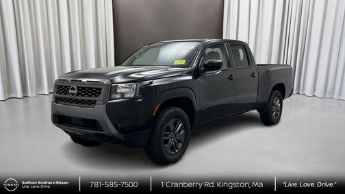 Super Black 2025 Nissan Frontier SV