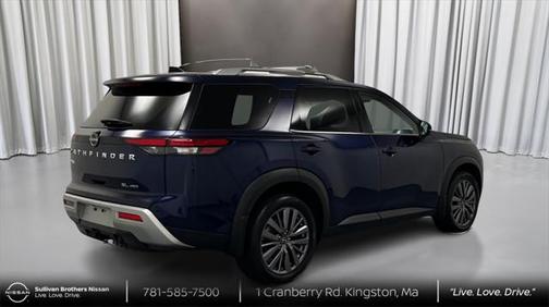 2023 Nissan Pathfinder SL 4WD