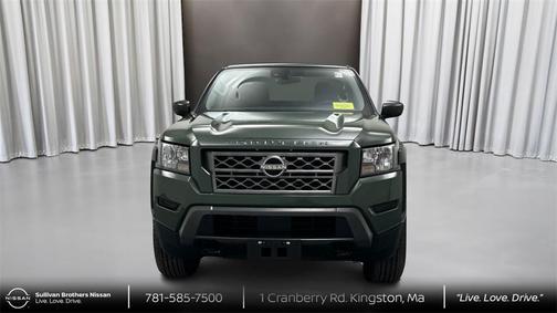 2022 Nissan Frontier SV