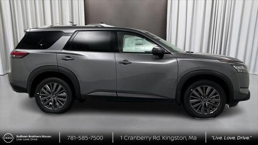 2025 Nissan Pathfinder SL 4WD