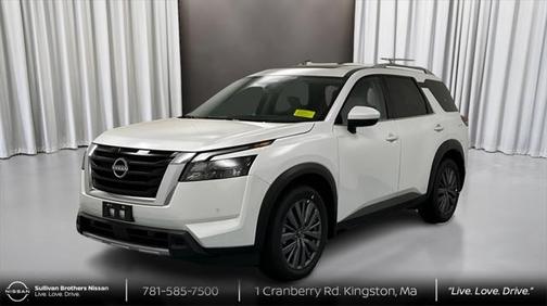 2025 Nissan Pathfinder SL 4WD