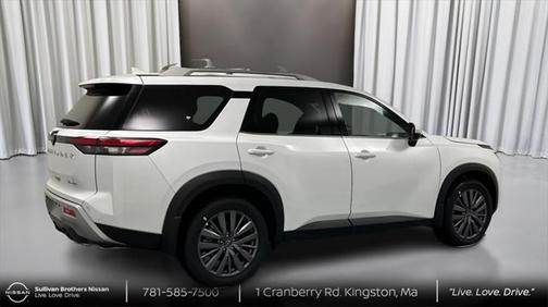 2025 Nissan Pathfinder SL 4WD