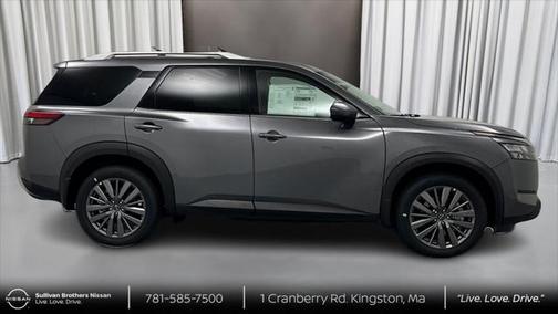 2025 Nissan Pathfinder SL 4WD