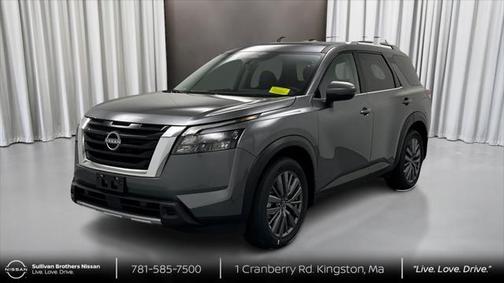 2025 Nissan Pathfinder SL 4WD