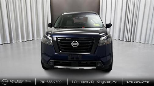 2025 Nissan Pathfinder SL 4WD