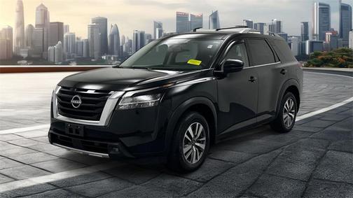 2022 Nissan Pathfinder SL 4WD