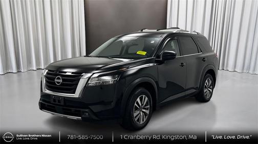 2022 Nissan Pathfinder SL 4WD