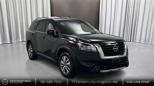 2022 Nissan Pathfinder SL 4WD