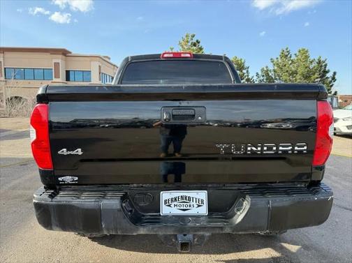 2015 Toyota Tundra SR5