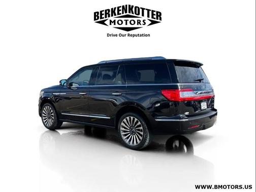 Infinite Black Metallic 2019 Lincoln Navigator Reserve