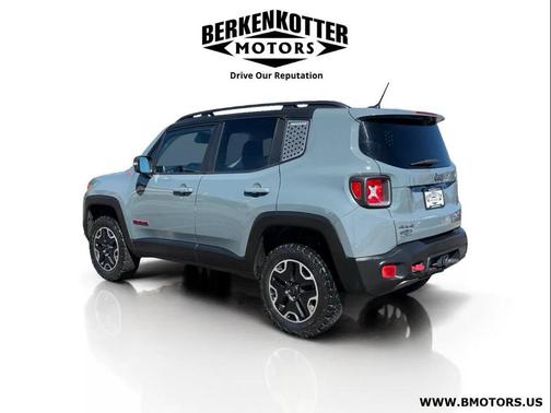 2016 Jeep Renegade Trailhawk