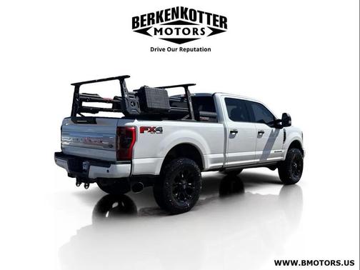 White 2018 Ford F-250 Platinum
