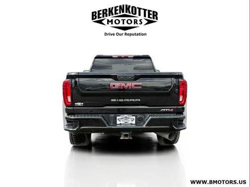 Ebony Twilight Metallic 2022 GMC Sierra 2500 AT4
