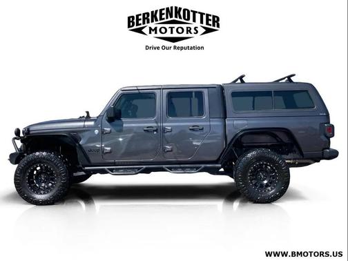 Granite Crystal Metallic Clearcoat 2020 Jeep Gladiator Sport S