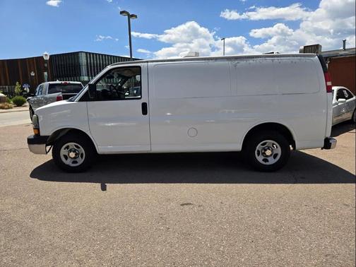 2004 Chevrolet Express 1500 Base