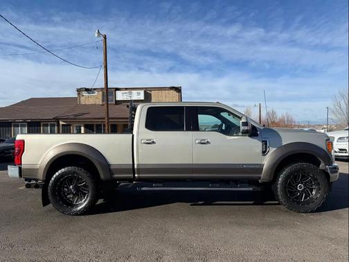 2017 Ford F-350 Lariat