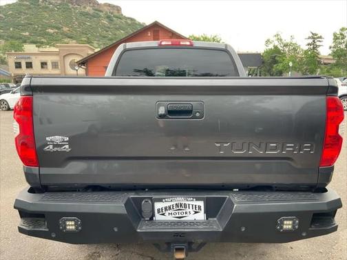 2017 Toyota Tundra SR5