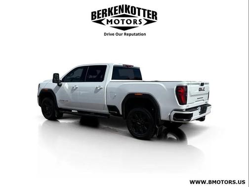 2024 GMC Sierra 3500 AT4