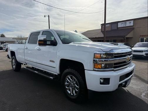 2019 Chevrolet Silverado 3500 High Country