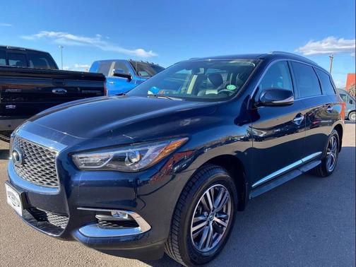 2017 INFINITI QX60 Base