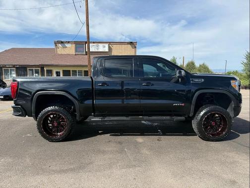 2019 GMC Sierra 1500 AT4