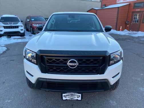 2024 Nissan Frontier S