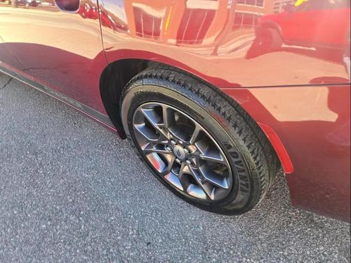 Octane Red Pearlcoat 2018 Dodge Charger GT