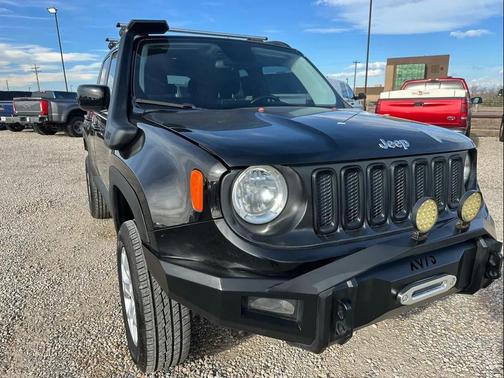 Black 2017 Jeep Renegade Latitude