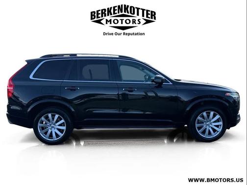 Onyx Black Metallic 2016 Volvo XC90 T6 Momentum
