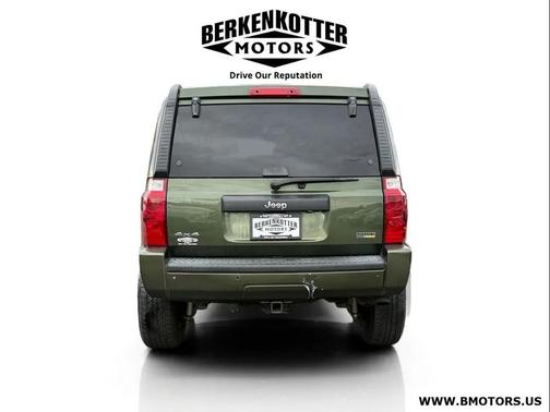 2008 Jeep Commander Sport