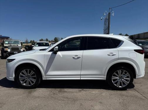 2022 Mazda CX-5 Signature