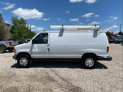 Oxford White Clearcoat 2007 Ford E250 Base