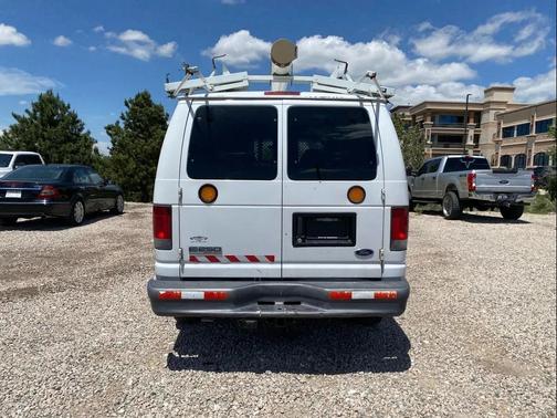 Oxford White Clearcoat 2007 Ford E250 Base