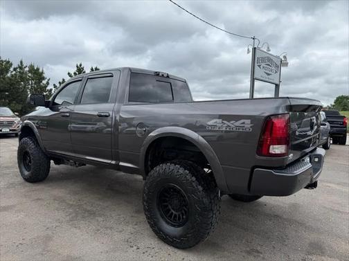 2017 RAM 2500 Laramie Crew Cab 4x4 6'4' Box