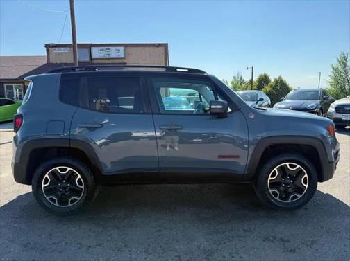 2016 Jeep Renegade Trailhawk