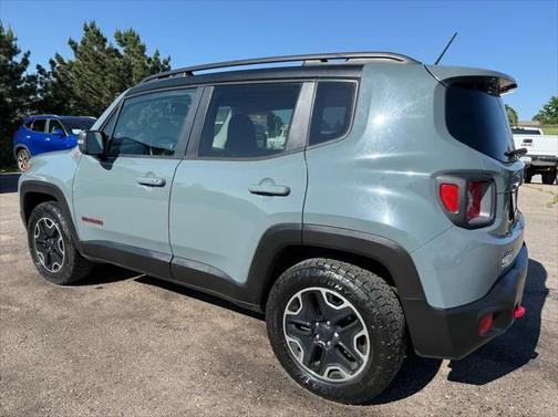 2016 Jeep Renegade Trailhawk
