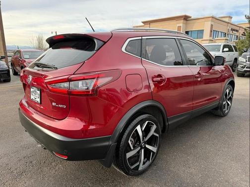 2021 Nissan Rogue Sport SL