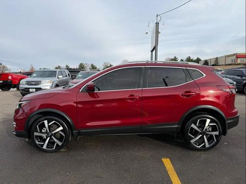 2021 Nissan Rogue Sport SL