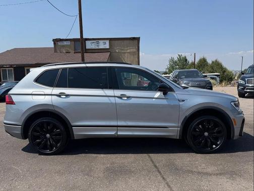 2020 Volkswagen Tiguan 2.0T SE R-Line Black 4MOTION