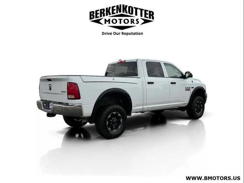 Bright White Clearcoat 2018 RAM 2500 Tradesman Crew Cab 4x4 6'4' Box