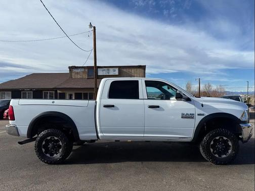 2018 RAM 2500 Tradesman Crew Cab 4x4 6'4' Box